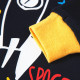 Пижама для мальчика, черная. Ракета в открытом космосе.